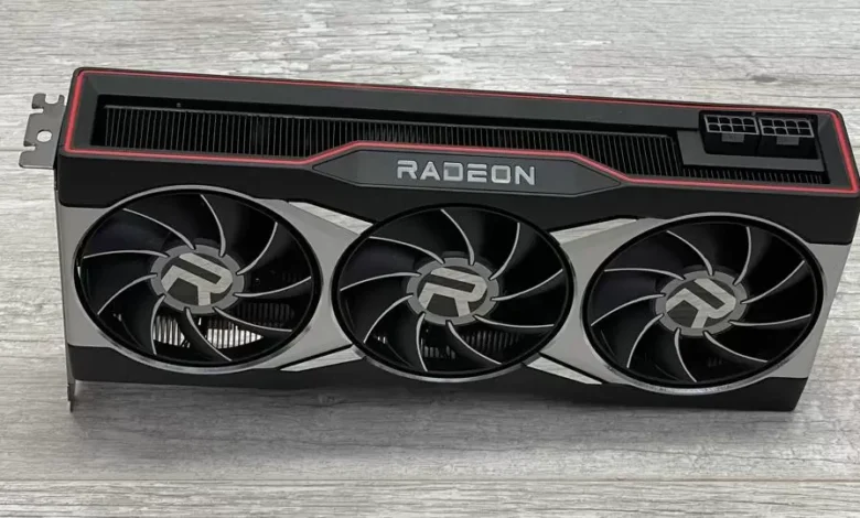 بطاقة الرسوم Radeon RX 7900 XT