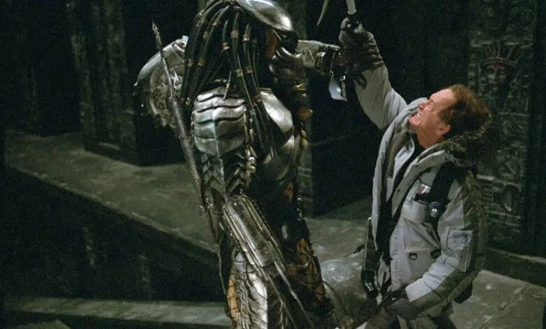 فيلم the predator ايجي بيست