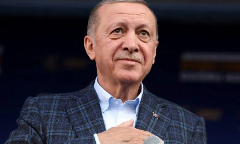 كم عمر أردوغان الان 2023